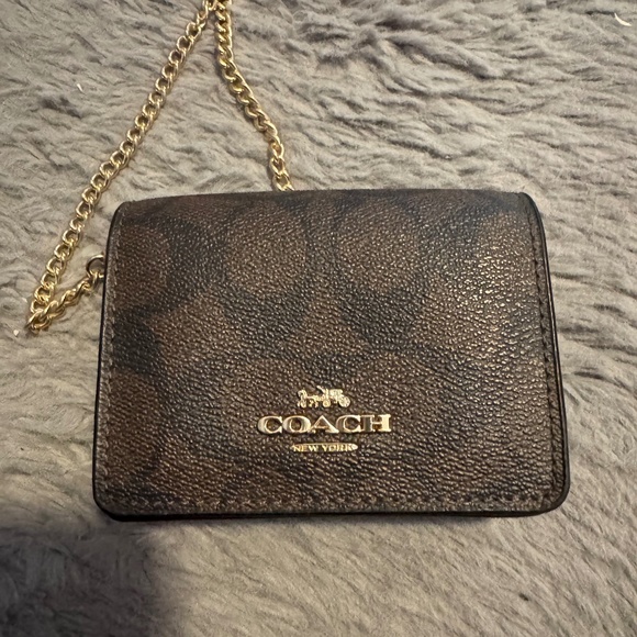 Coach wallet on chain - Picture 1 of 3